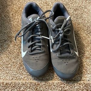 Nike Vapor Strike football cleats 2.5Y